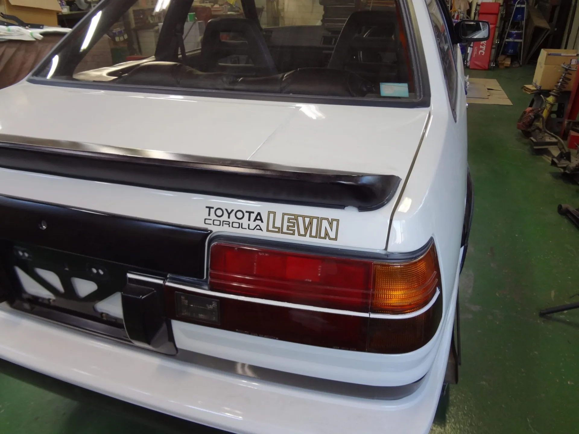 AE86カローラレビン2ドアGTアペックス 奇跡のフルノーマル