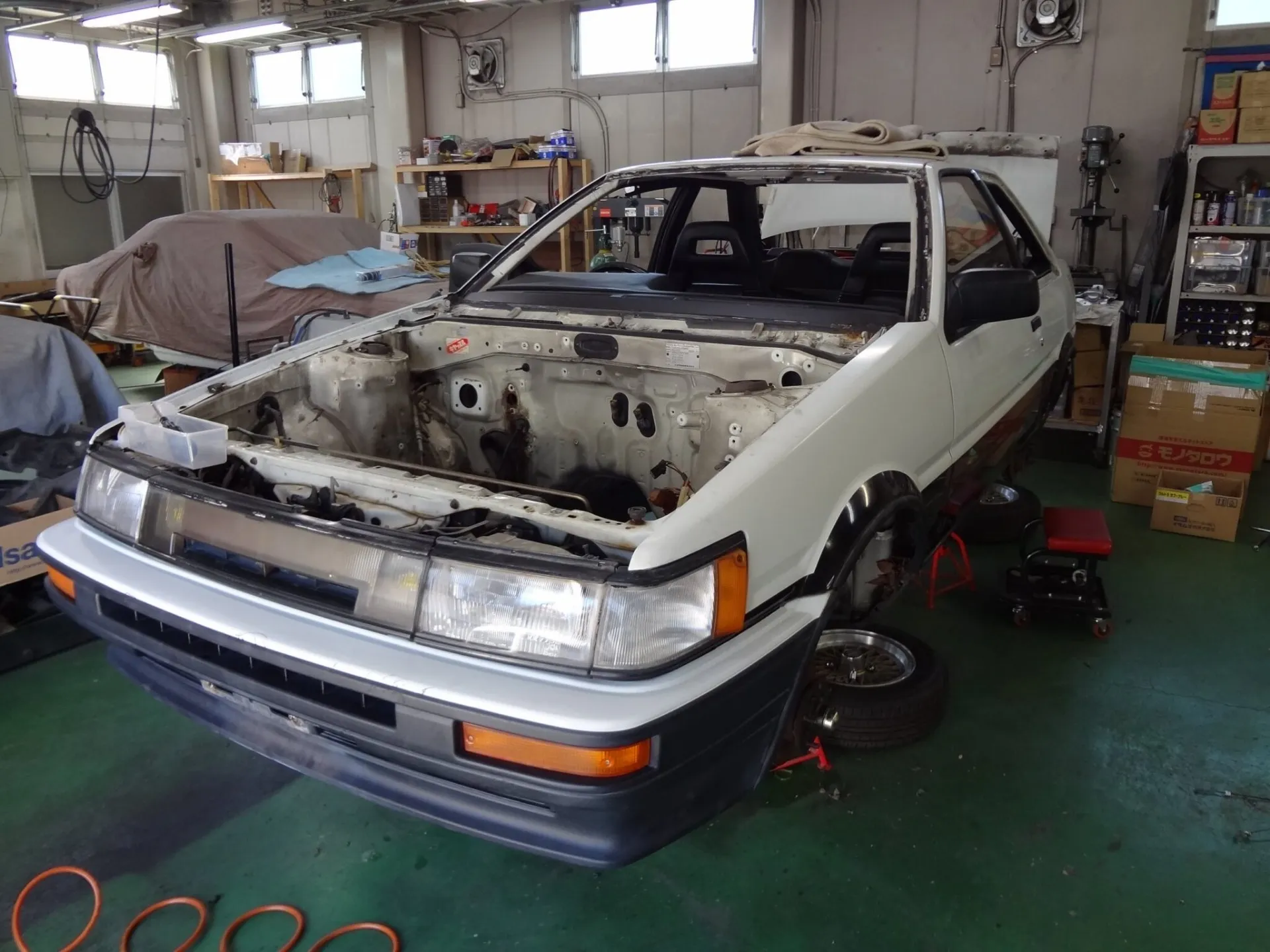 AE86カローラレビン2ドアGTアペックス 販売開始！